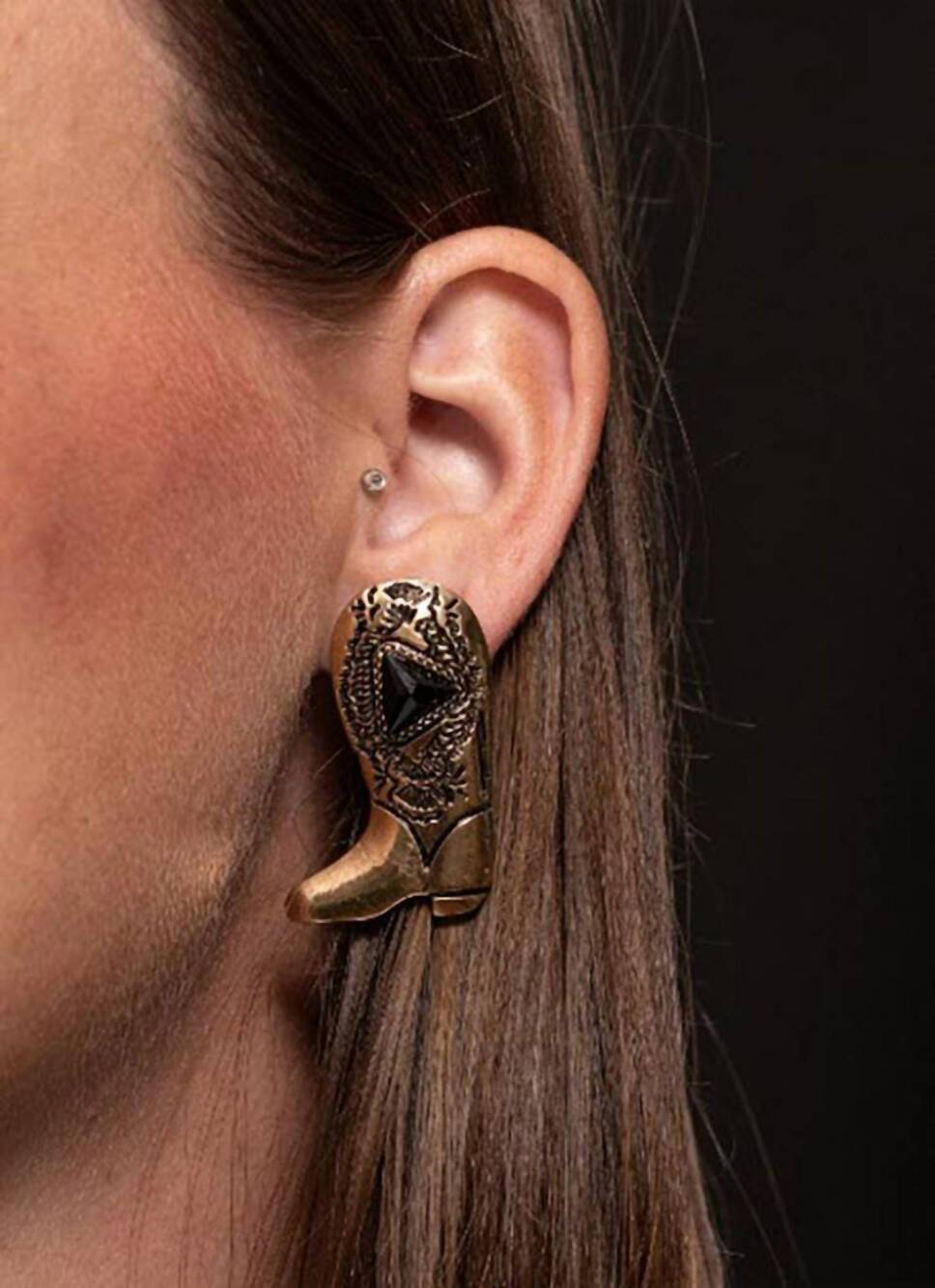 NEW WEST & CO. boot post earrings in gold